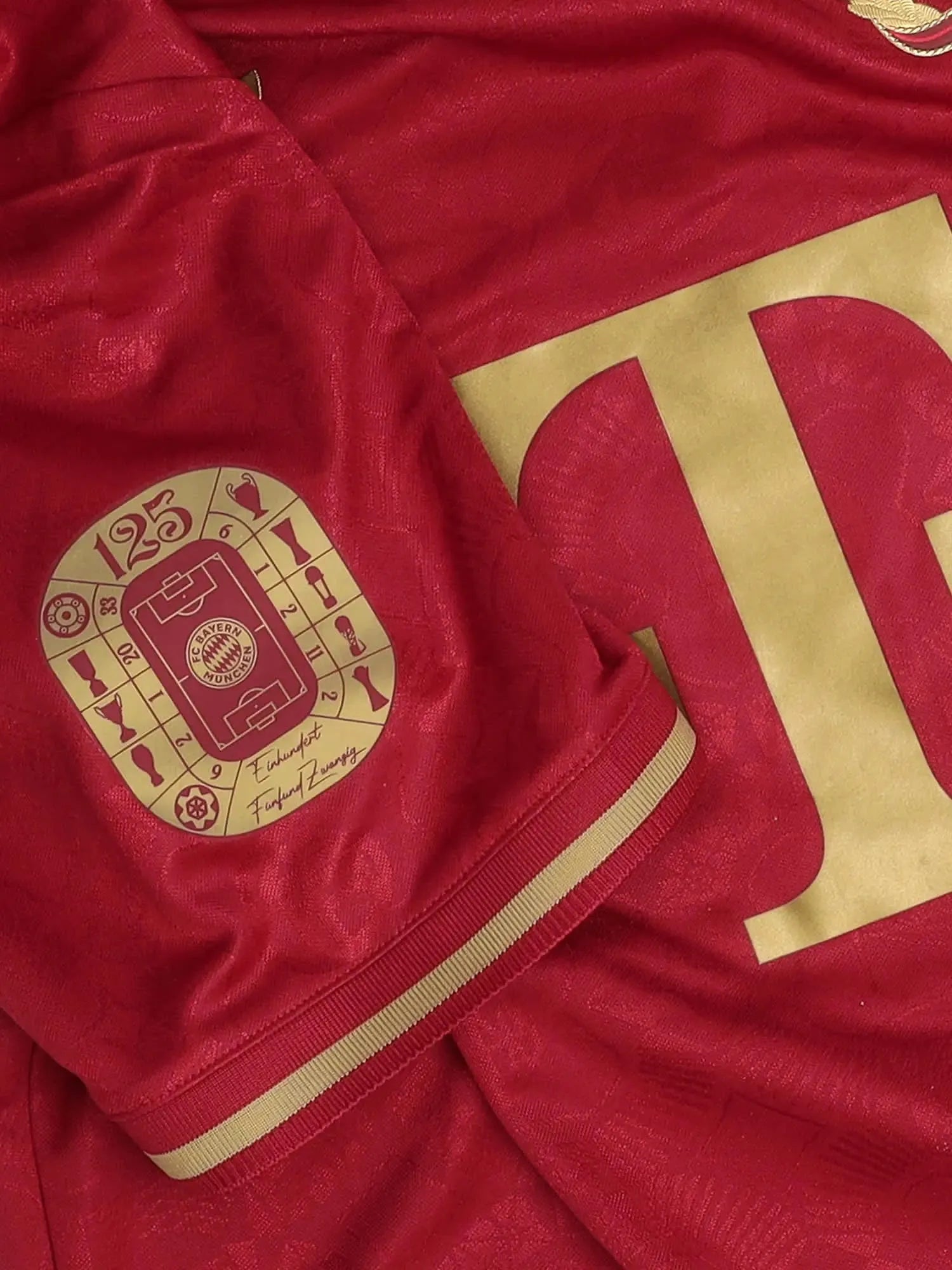 "Camisa Bayern Munchen 125 Anos 25/26 - Torcedor Feminina Vermelha - Netmantos"