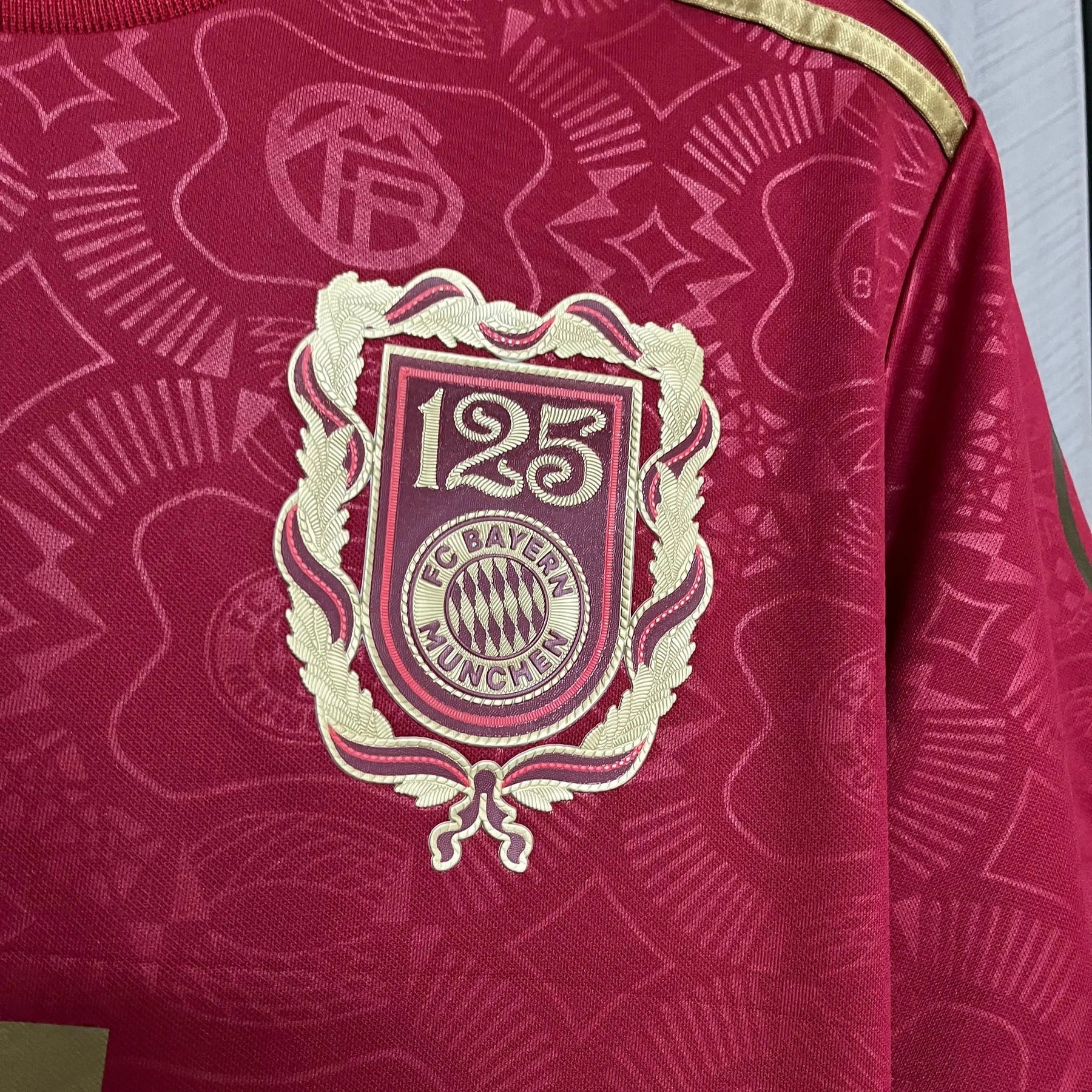 "Camisa Bayern Munchen 125 Anos 25/26 - Torcedor Masculina Vermelha - Netmantos"