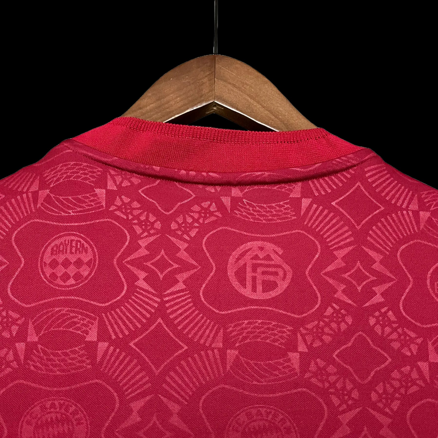 "Camisa Bayern Munchen 125 Anos 25/26 - Torcedor Masculina Vermelha - Netmantos"