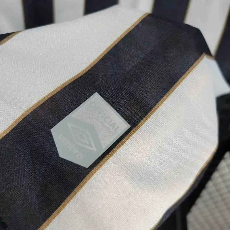 "Camisa Santista Away 24/25 - Torcedor Masculina Listrada + Patrocínios - Netmantos"