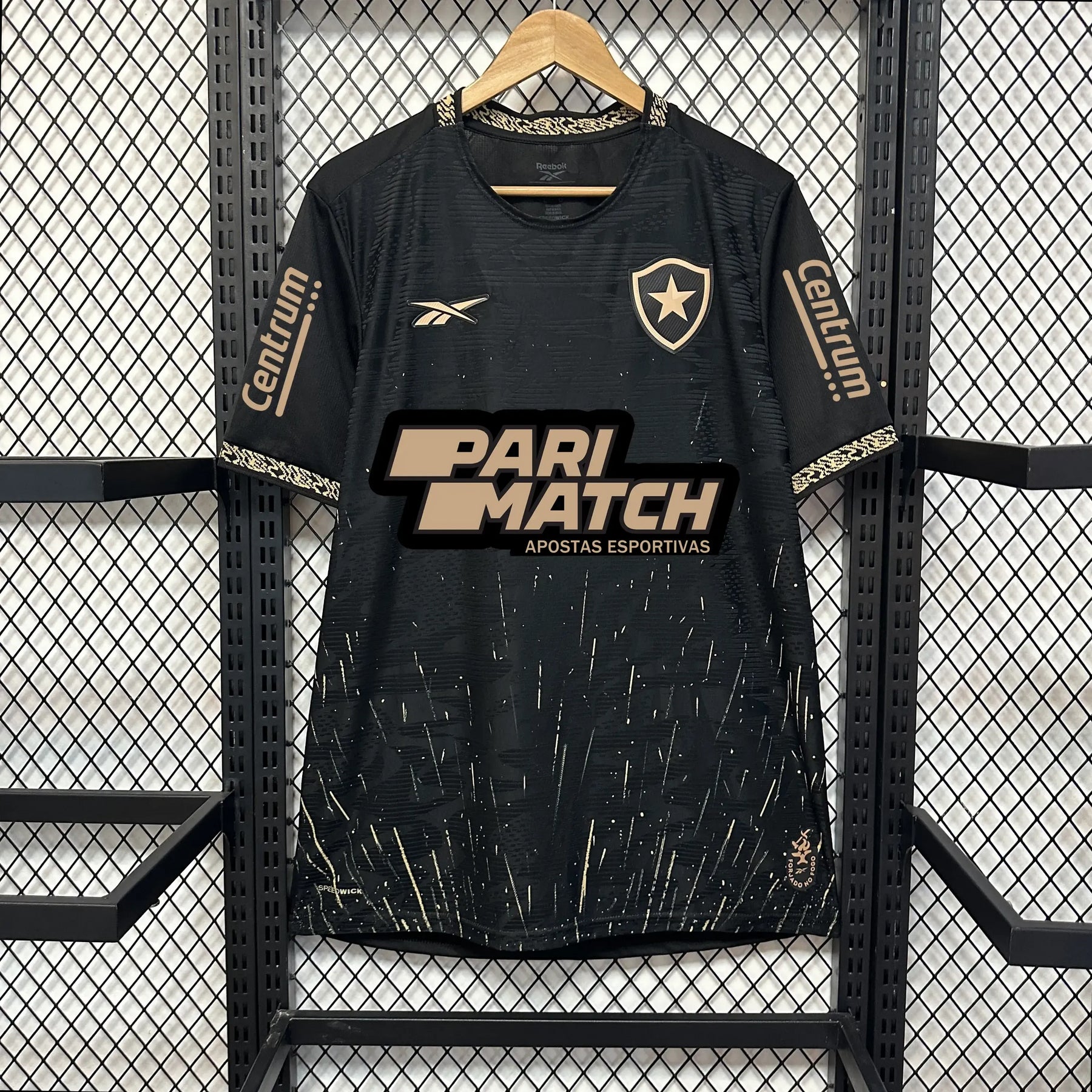 "Camisa Bota Fogo Away 24/25 - Torcedor Masculina Preta e Dourada + Patrocínios - Netmantos"