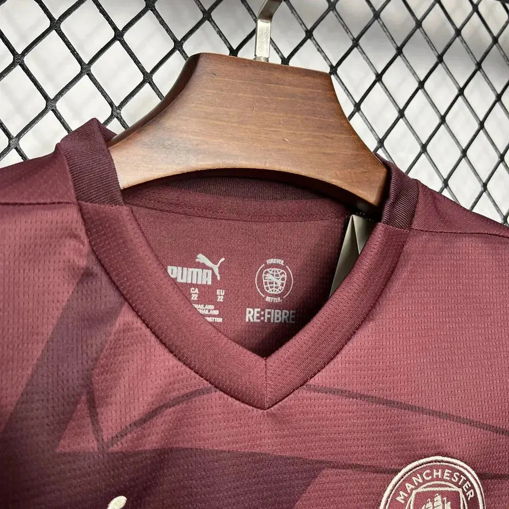 "Camisa Manchester City Third Away 24/25 - Torcedor Infantil Vinho/Vermelha - Netmantos"