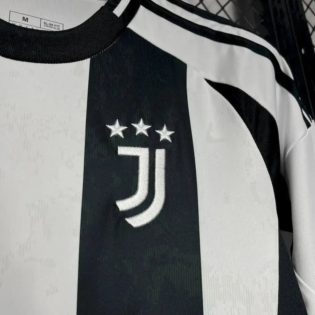 "Camisa Juventus Home 24/25 - Torcedor Masculina Preta e Branca - Netmantos"