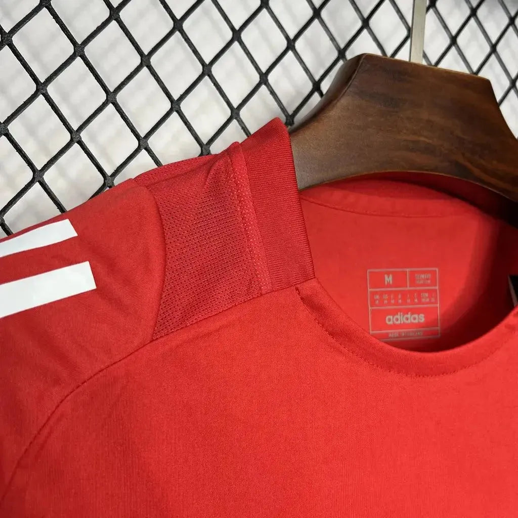 "Camisa Manchester United Treino 24/25 - Torcedor Masculina Vermelha e Preta - Netmantos"