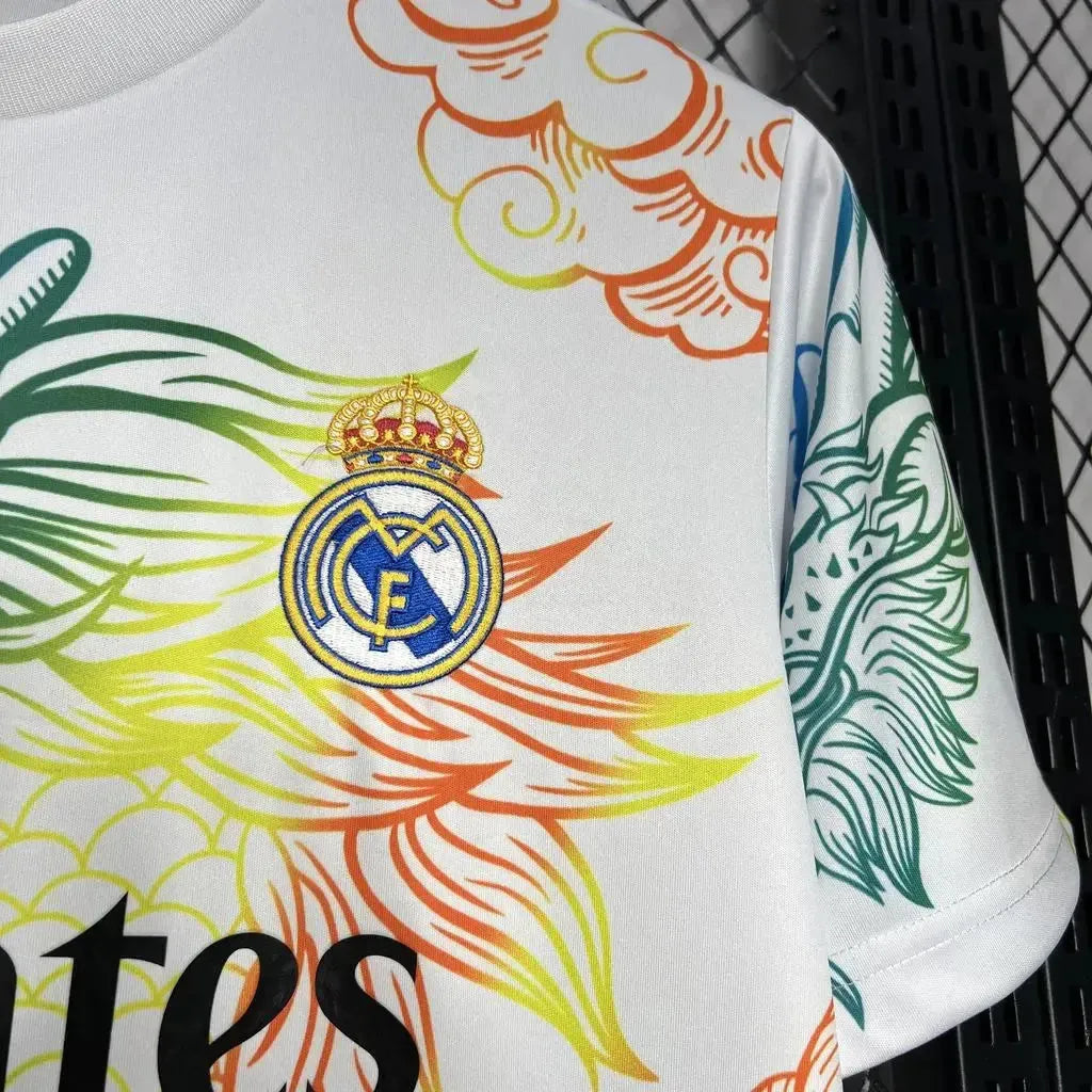 "Camisa Real Madrid Dragão Chinês 24/25 - Torcedor Masculina Branca Colorida - Netmantos"