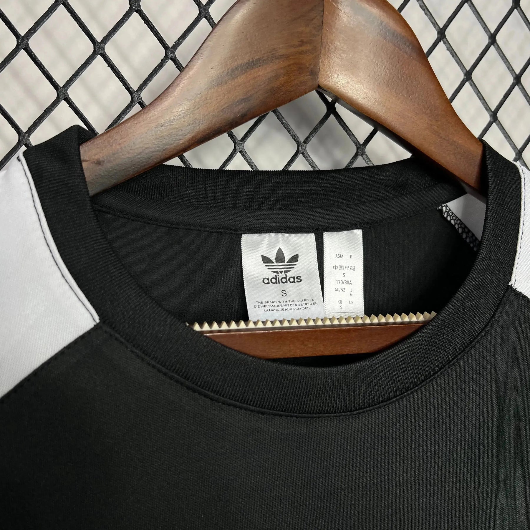 "Camisa Alemanha Pré-Jogo 24/25 - Torcedor Masculina Preta - Netmantos"