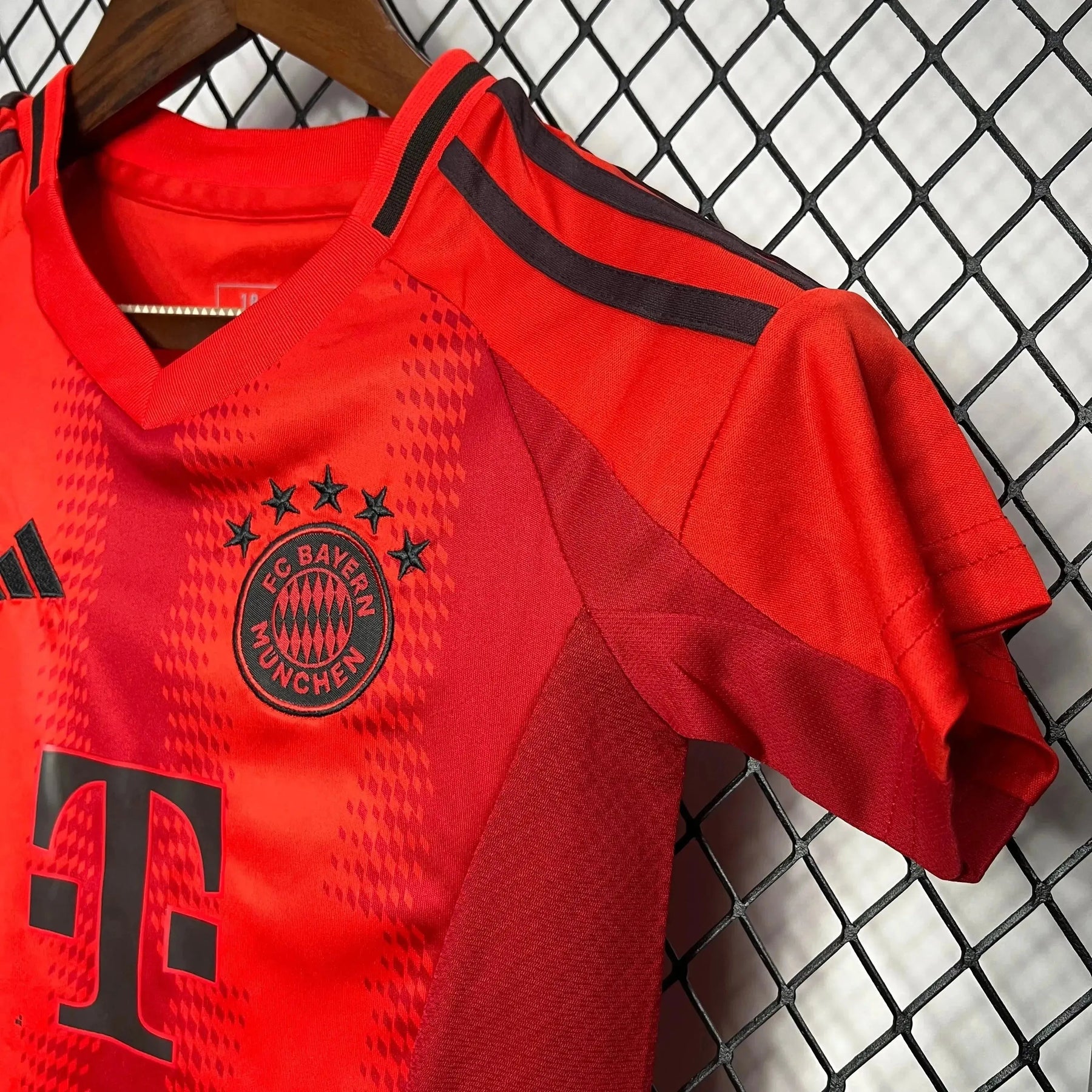 "Camisa Bayern Munchen Home 24/25 - Torcedor Infantil Vermelha - Netmantos"
