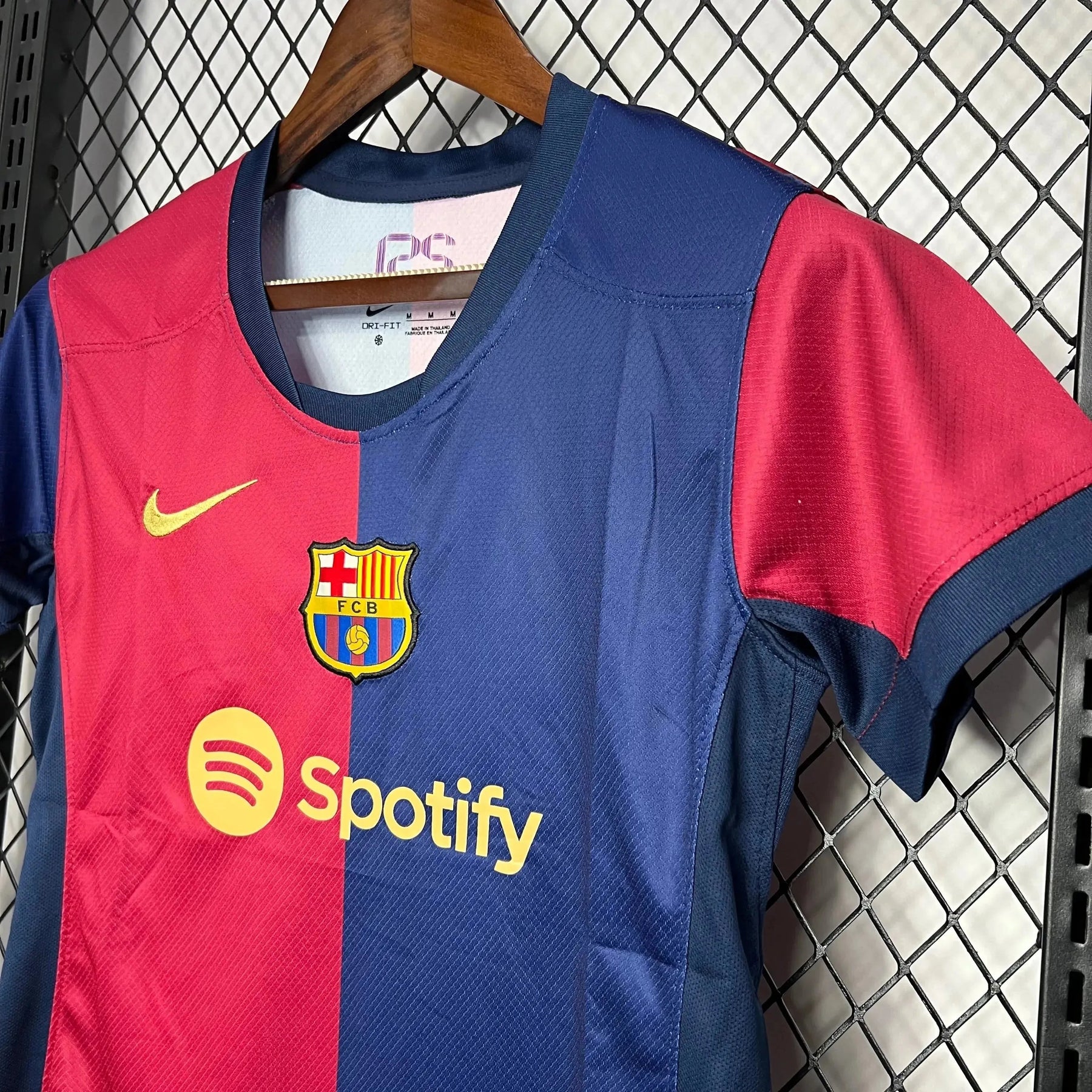 "Camisa Barcelona Home 24/25- Torcedor Feminina - Netmantos"