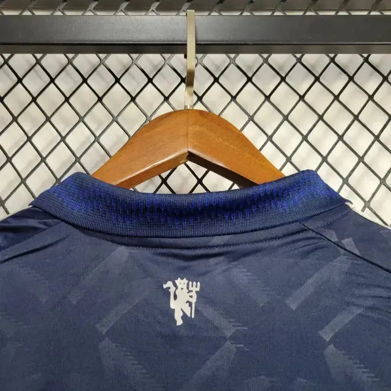 "Camisa Manchester United Away 24/25 - Torcedor Masculina Azul Escuro - Netmantos"