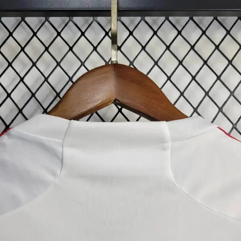 "Camisa Flamengo Away 24/25 - Torcedor Feminina Branca + Todos Patrocínios - Netmantos"