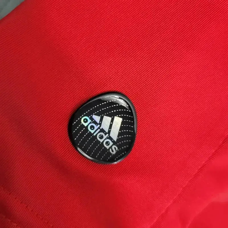 "Camisa Real Madrid Away Retrô 2011/12 - Torcedor Masculina Vermelha Manga Longa - Netmantos"