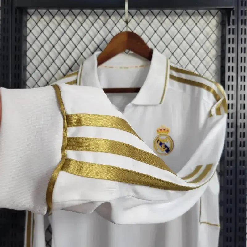 "Camisa Real Madrid Home Retrô 2011/12 - Torcedor Masculina Branca Manga Longa - Netmantos"