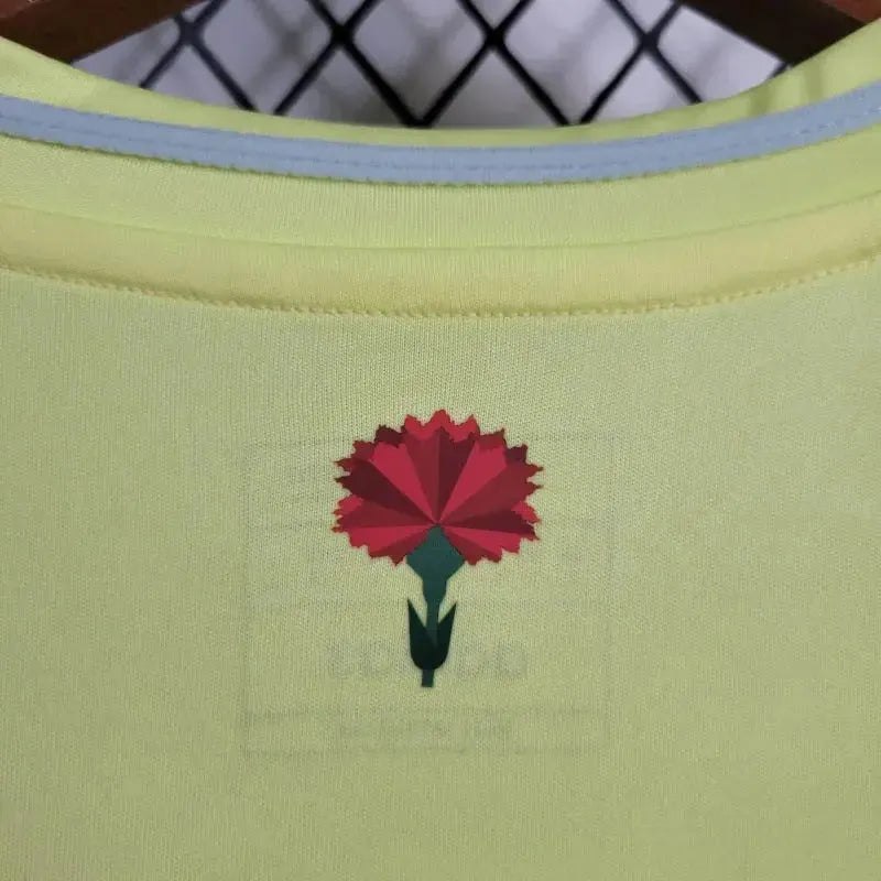 "Camisa Espanha Away 24/25 - Torcedor Masculina Amarela - Netmantos"