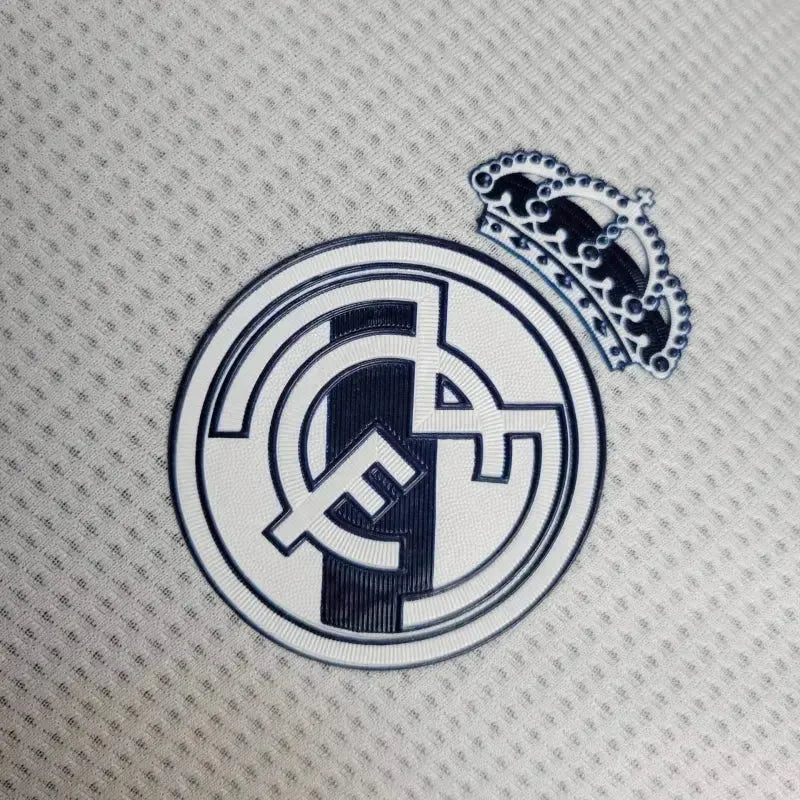 "Camisa Real Madrid Treino 24/25 - Jogador Masculina Branca e Azul - Netmantos"