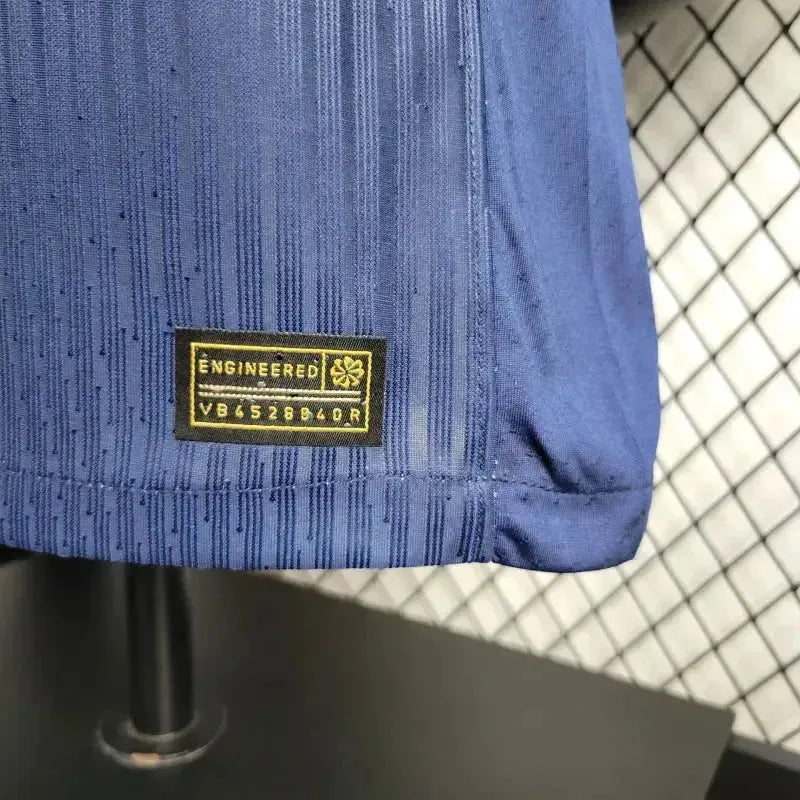 "Camisa PSG Home 24/25 - Jogador Masculina Azul e Vermelha - Netmantos"