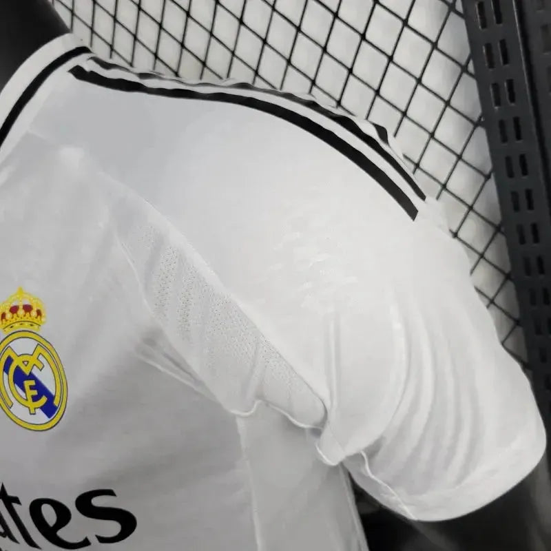 "Camisa Real Madrid Home 24/25 - Jogador Masculina Branca - Netmantos"