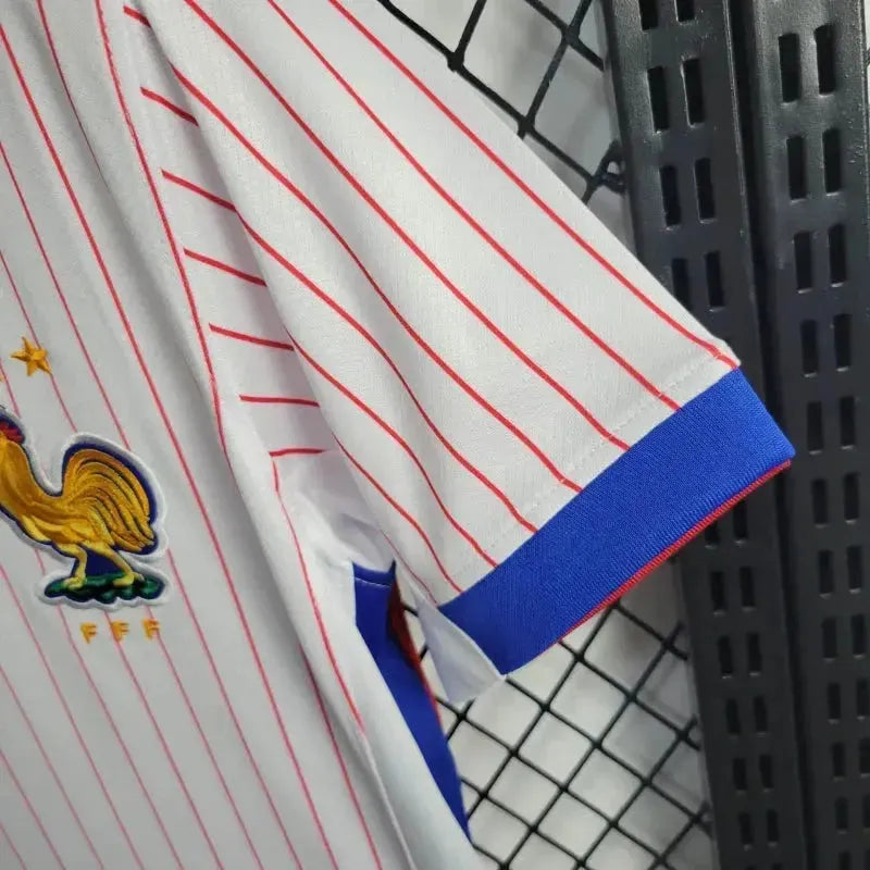"Camisa França Away 24/25 - Torcedor Feminina Branca - Netmantos"