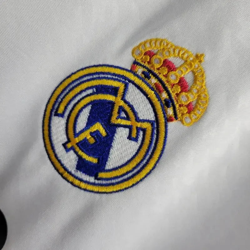 "Camisa Real Madrid Home 24/25 - Torcedor Masculina Branca + Todos os Patches - Netmantos"