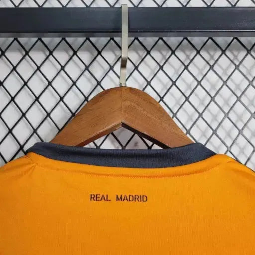 "Camisa Real Madrid Away Retrô 13/14 - Torcedor Masculina Laranja - Netmantos"