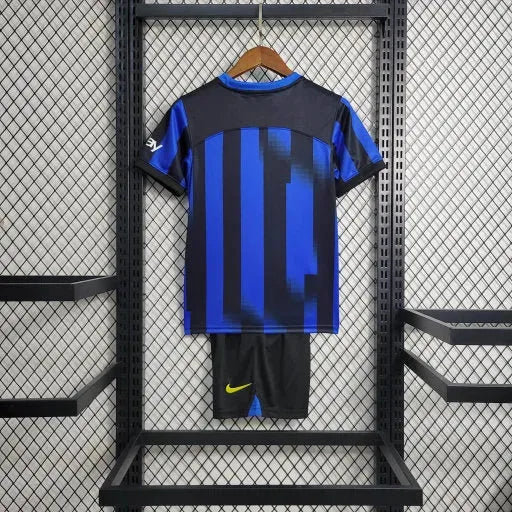 "Camisa Inter de Milão Home 23/24 - Torcedor Infantil Azul e Preta - Netmantos"