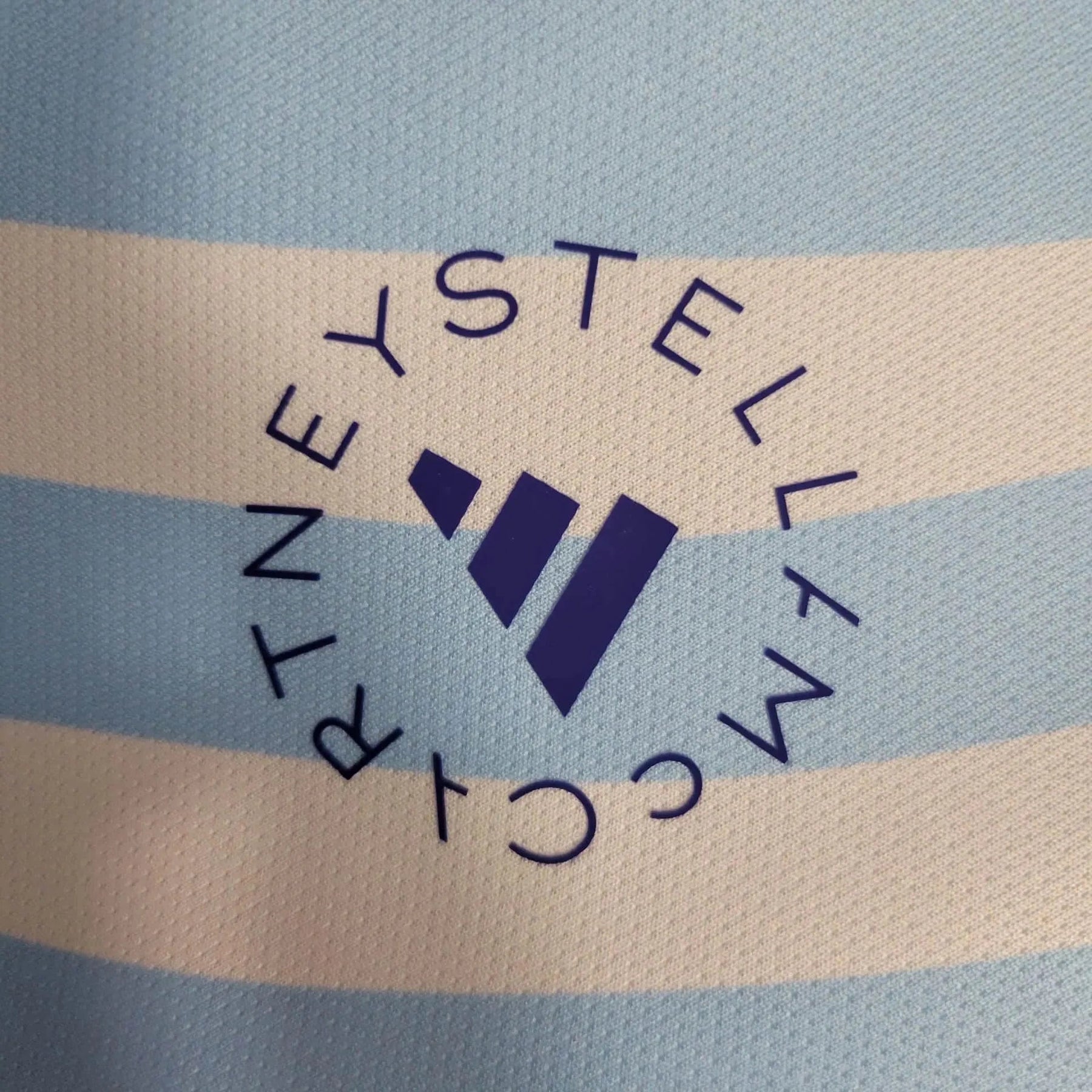 "Camisa Arsenal Treino 23/24 - Torcedor Masculina Azul e Rosa - Netmantos"