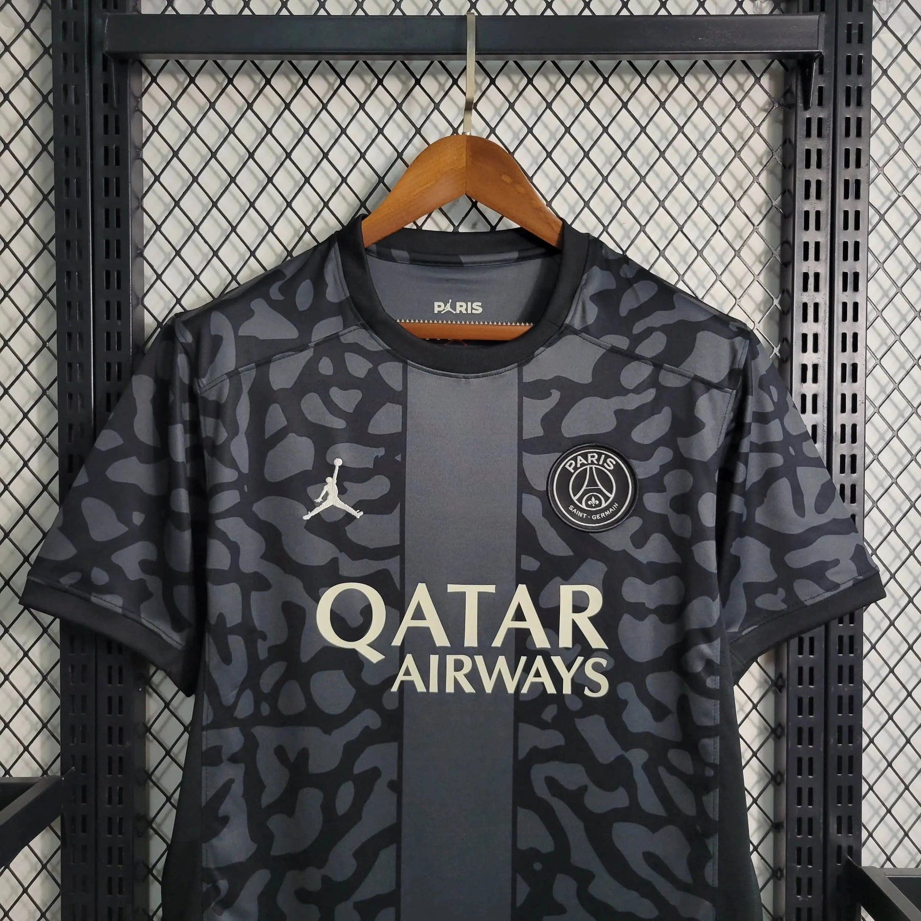"Camisa PSG Away 23/24 - Torcedor Masculina Preta - Netmantos"