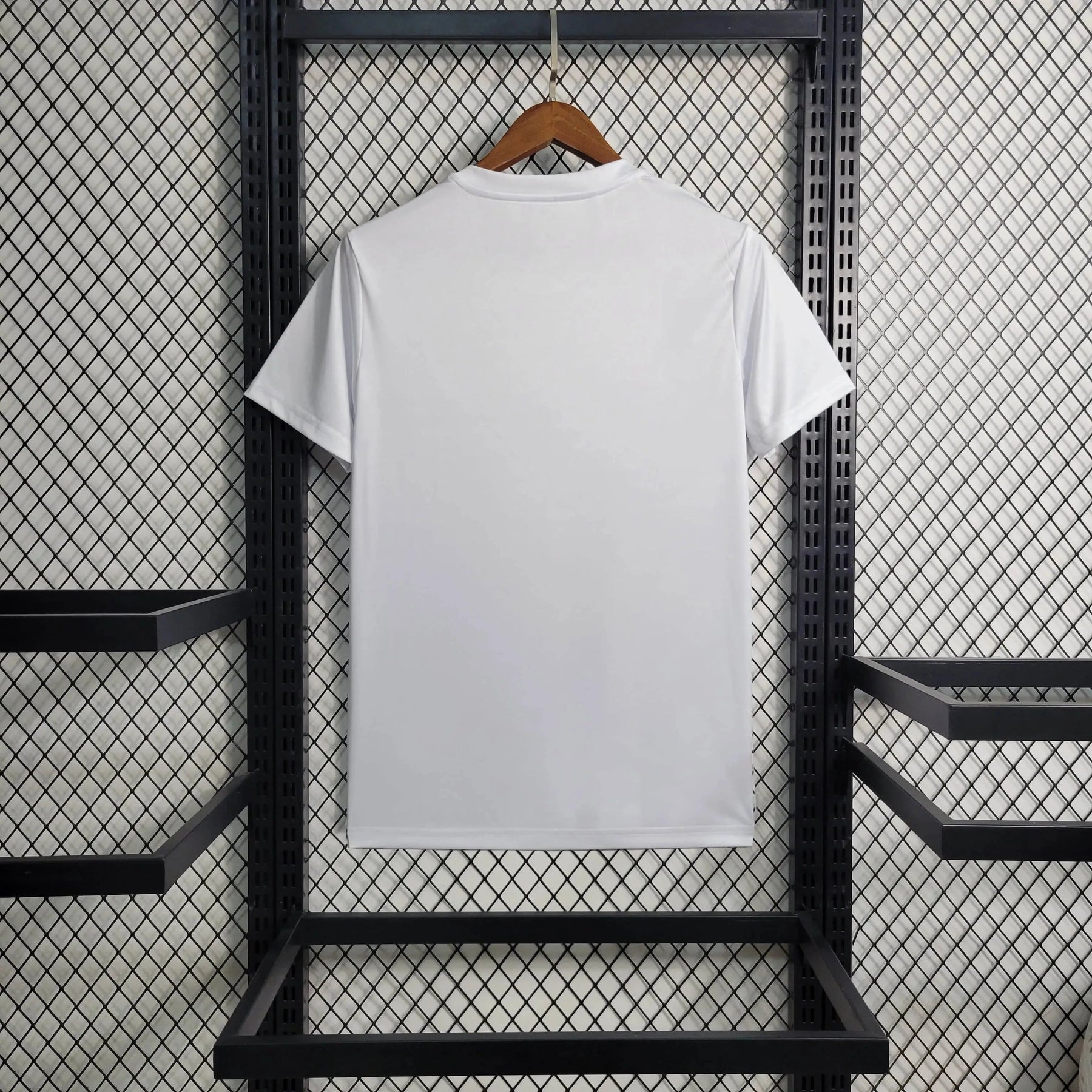 "Camisa Real Madrid BALMAIN 23/24 - Torcedor Masculina Refletiva Branca - Netmantos"