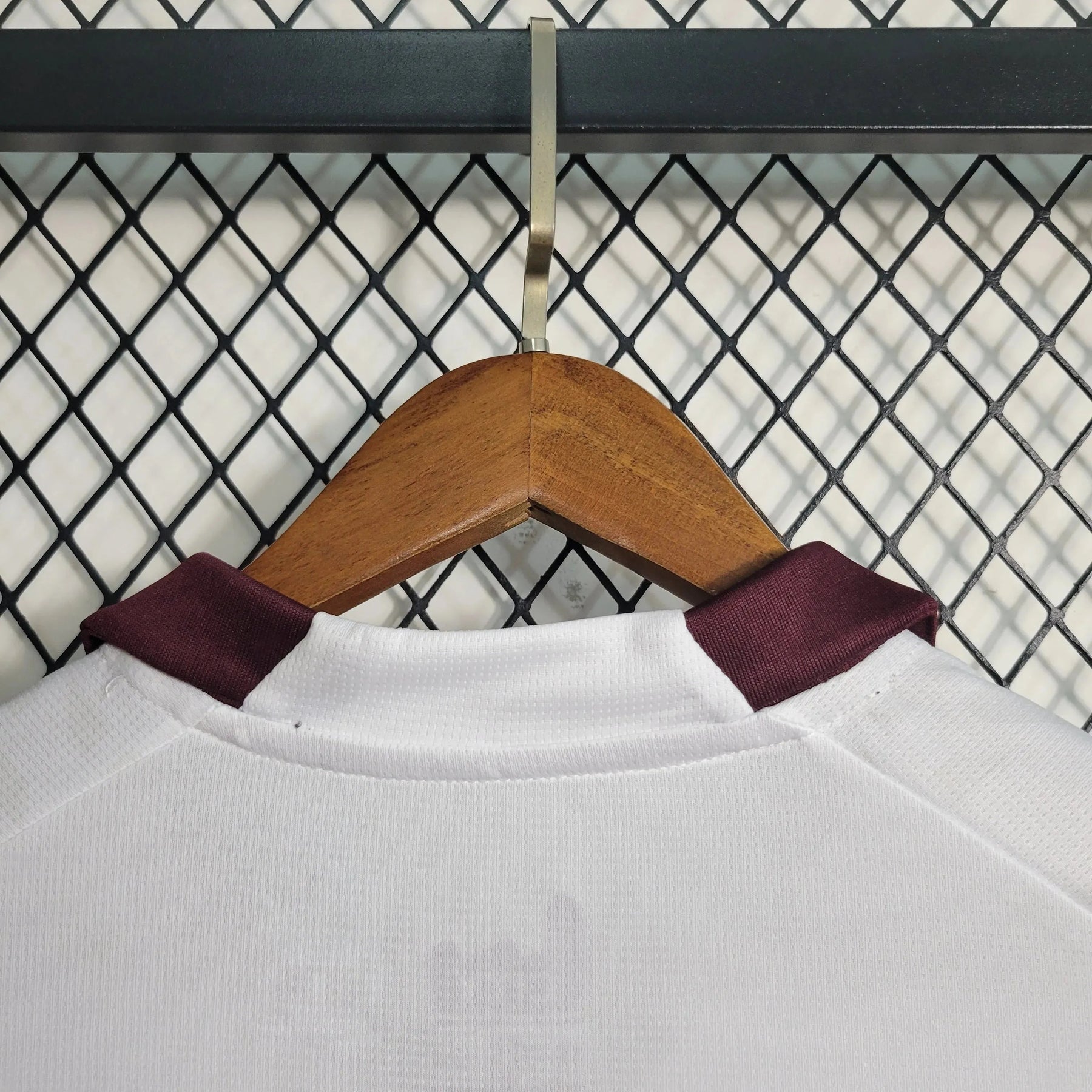 "Camisa Manchester City Away 23/24 - Torcedor Masculina Branca e Laranja - Netmantos"