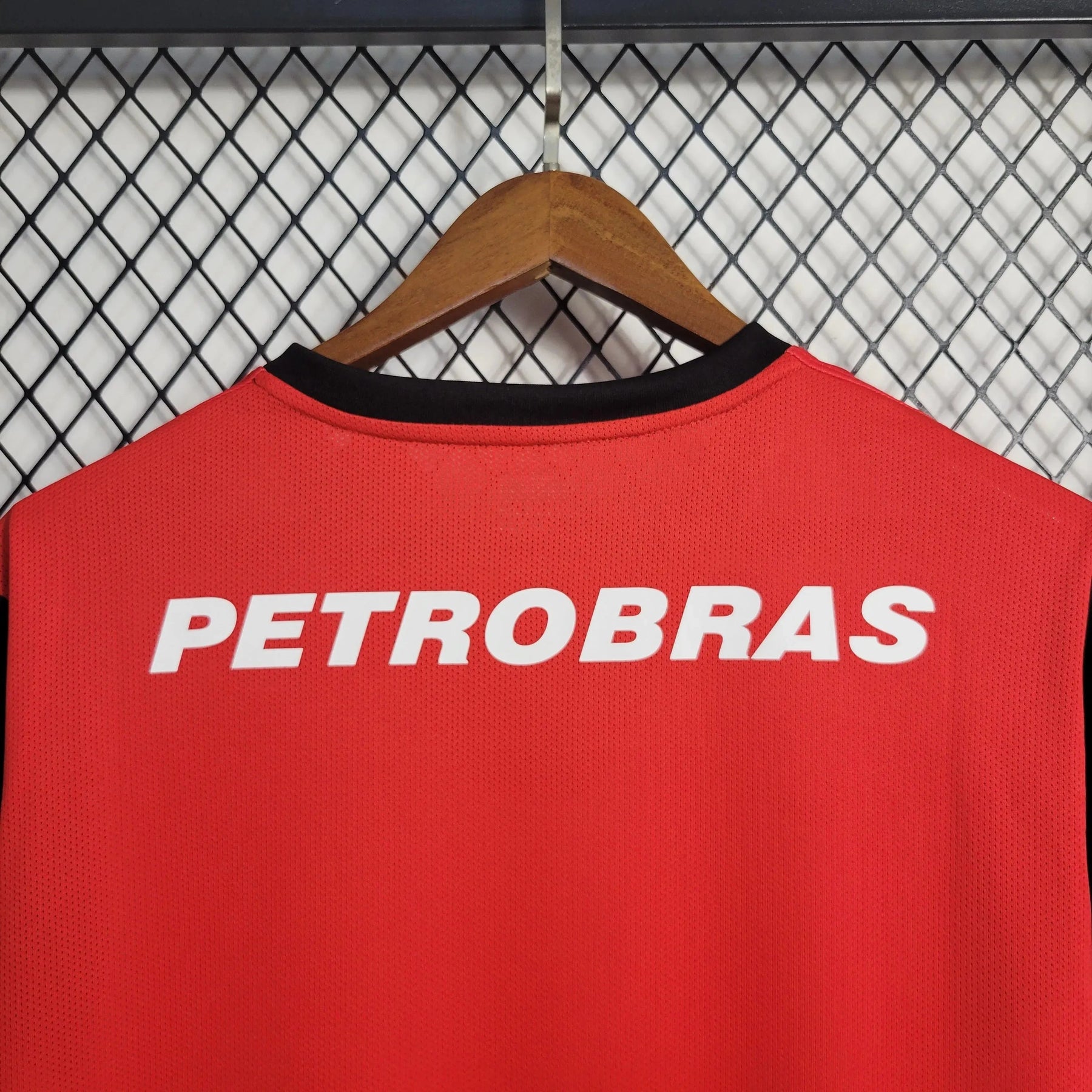 "Camisa Flamengo Retrô Home 2007/08 - Torcedor Masculina PETROBRAS - Netmantos"