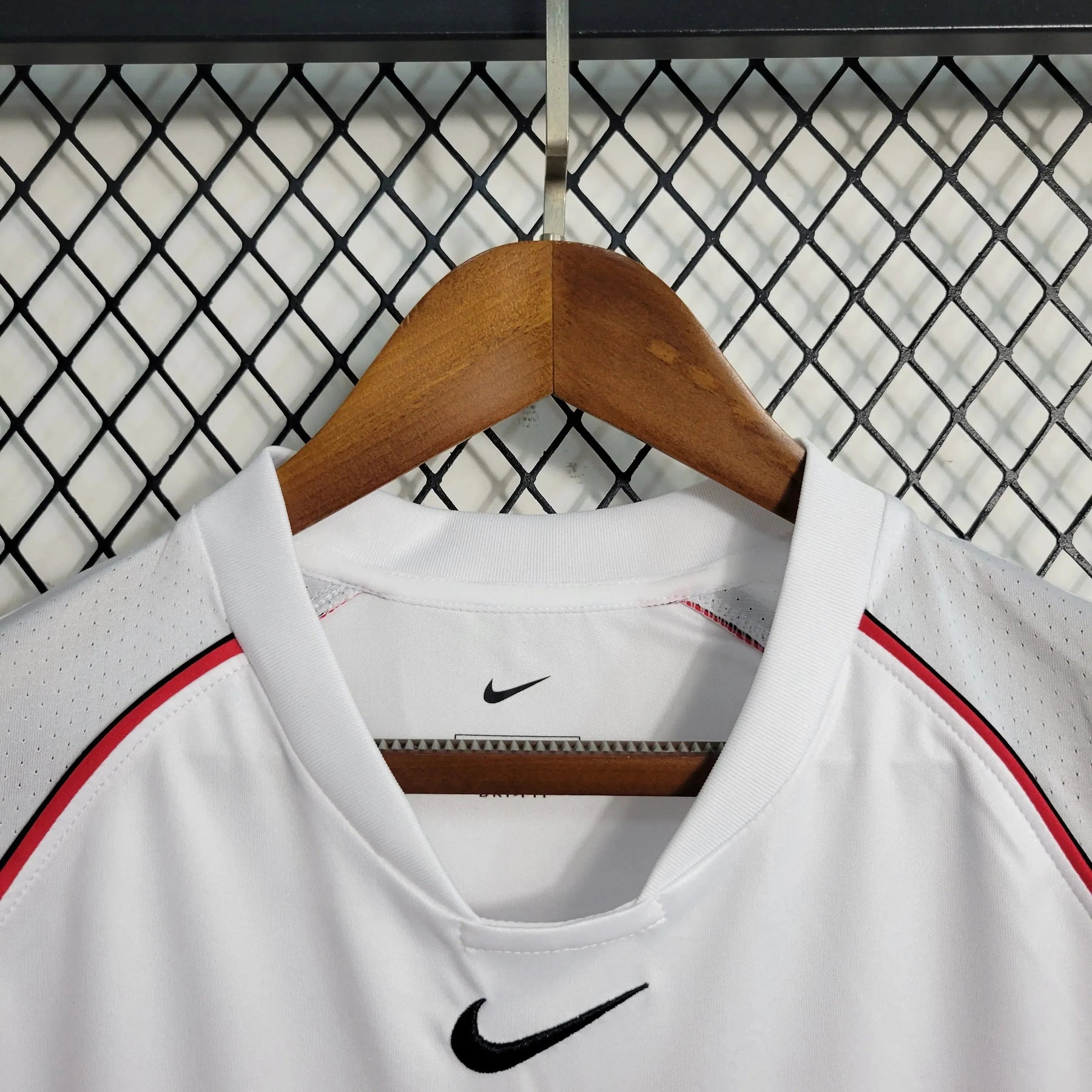 "Camisa Flamengo Retrô Away 2002 - Torcedor Masculina Branca LUBRAX - Netmantos"