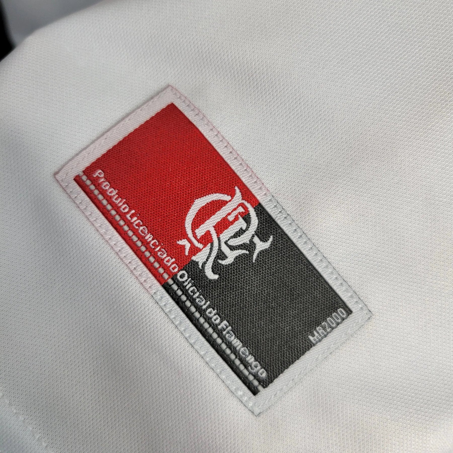 "Camisa Flamengo Retrô Away 2001 - Torcedor Masculina Branca LUBRAX - Netmantos"