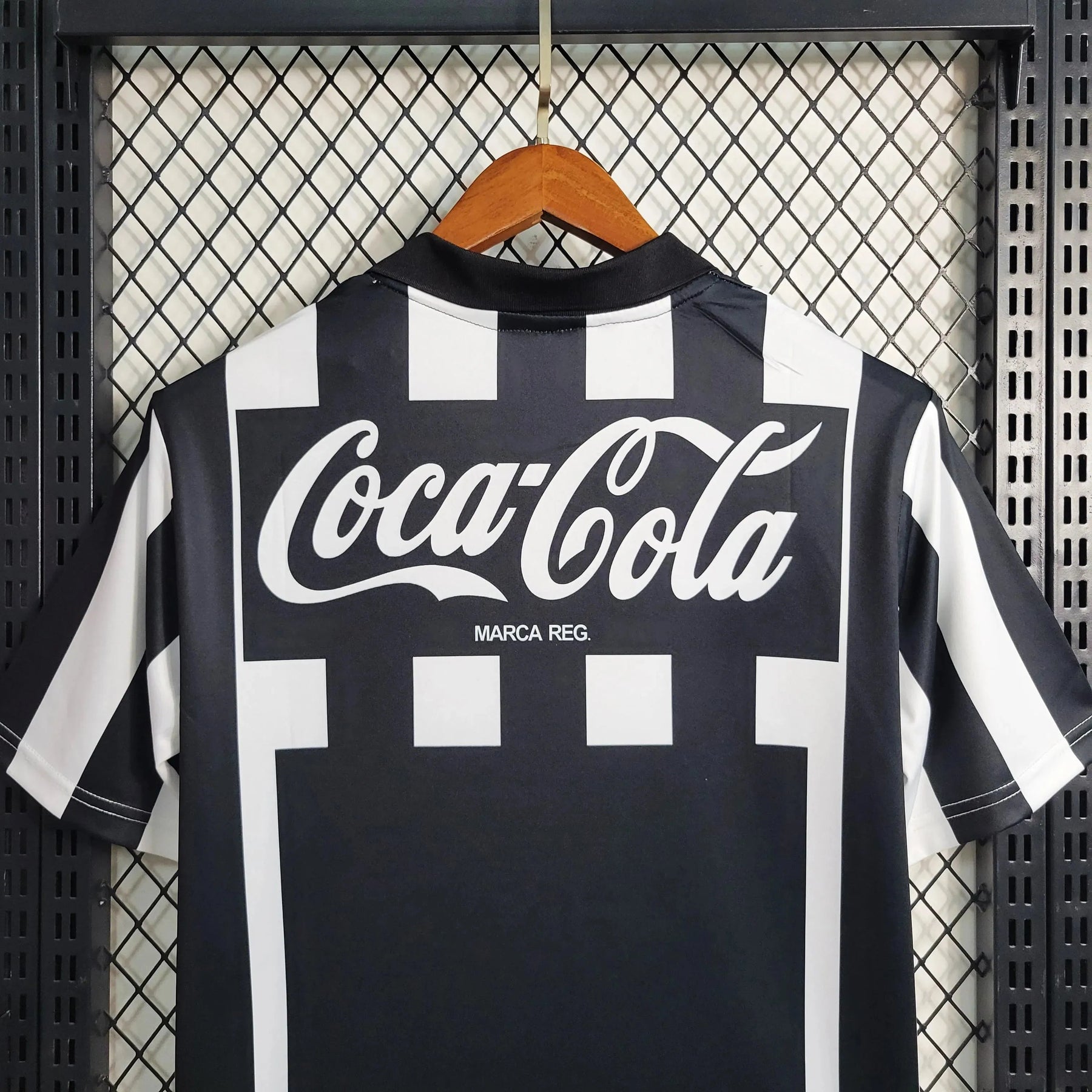 "Camisa Bota Fogo Retrô 1997 - Torcedor Masculina Coca Cola - Netmantos"