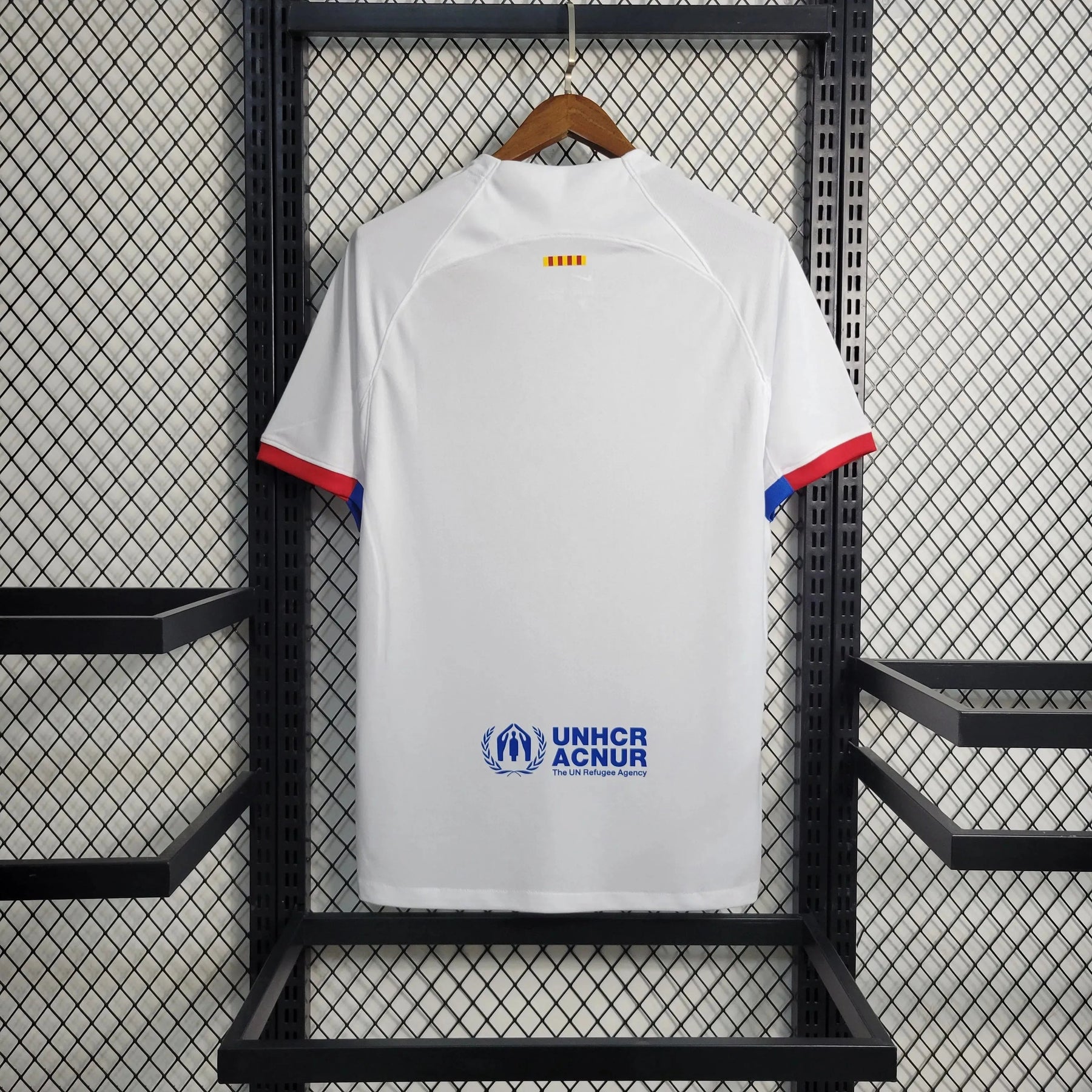 "Camisa Barcelona Away 23/24 - Torcedor Masculina Branca - Netmantos"