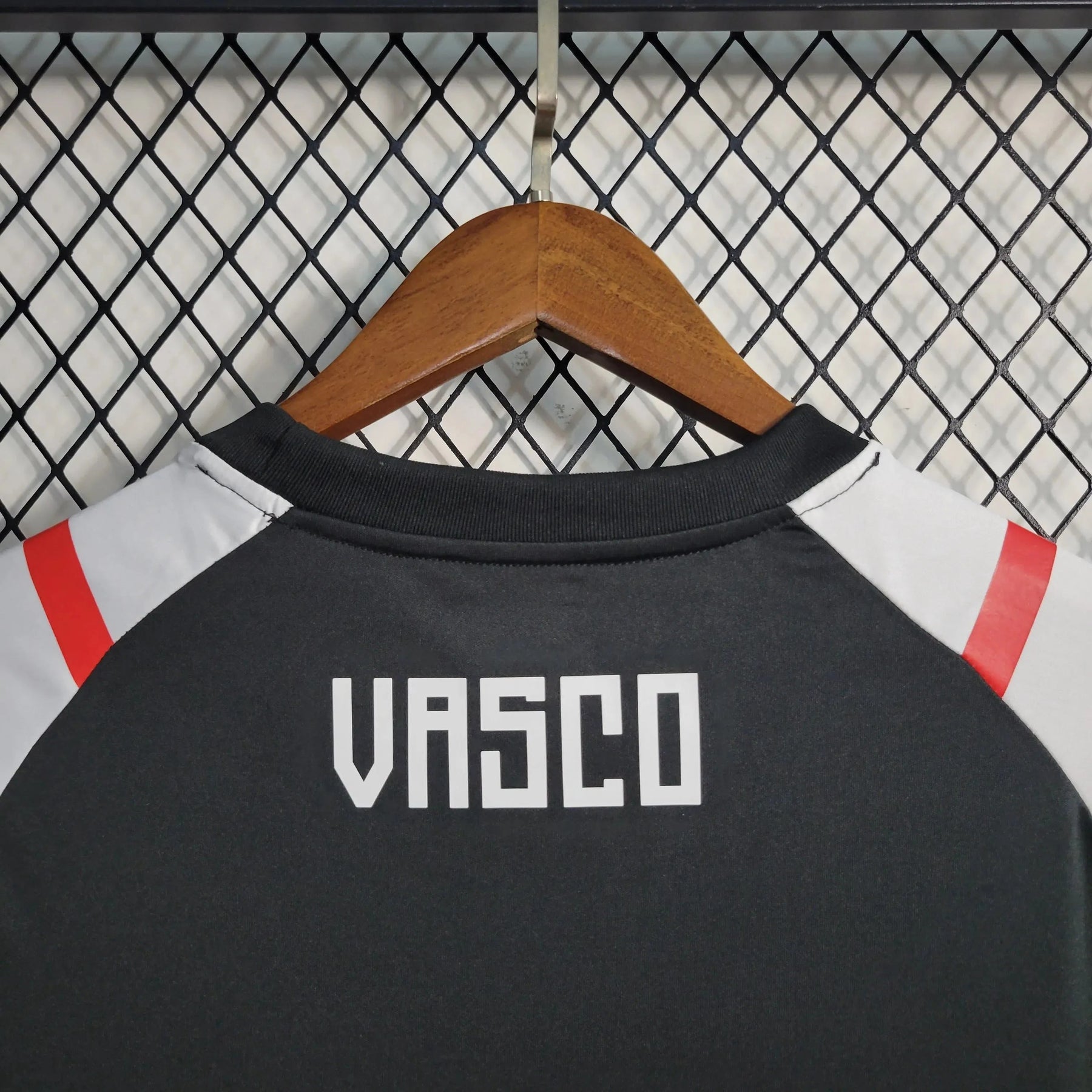 "Camisa Vasco Treino 23/24 - Torcedor Masculina Preta - Netmantos"