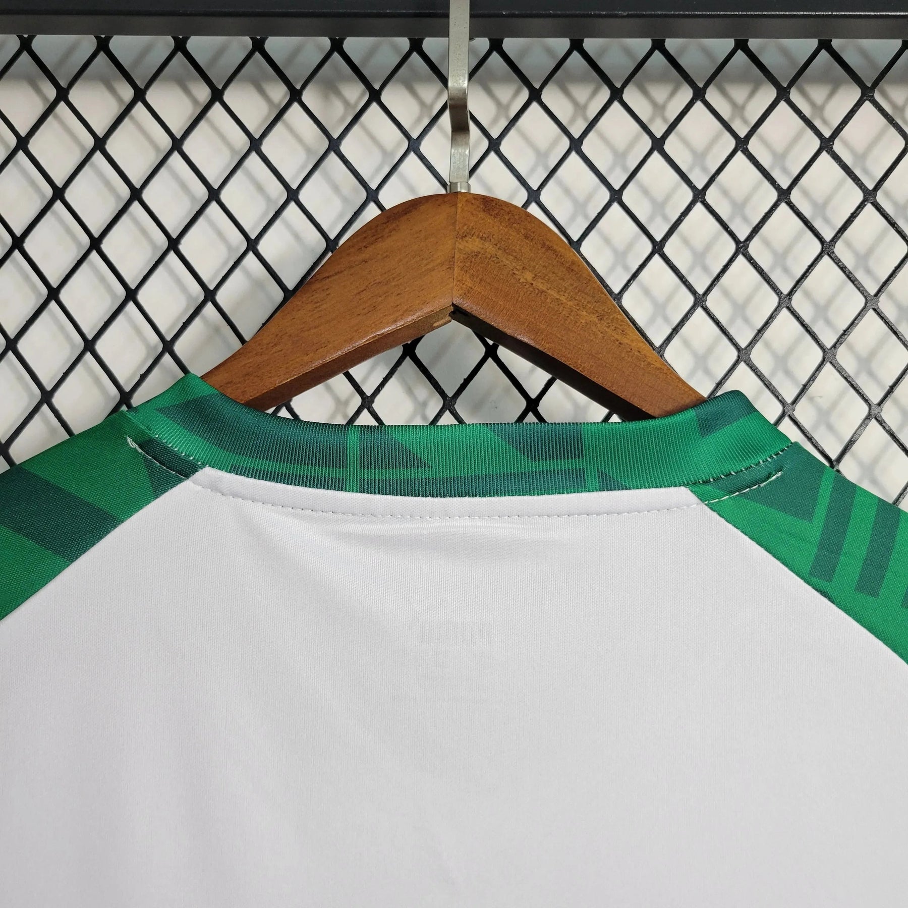 "Camisa Palmeiras Treino 23/24 - Torcedor Masculina Branca - Netmantos"