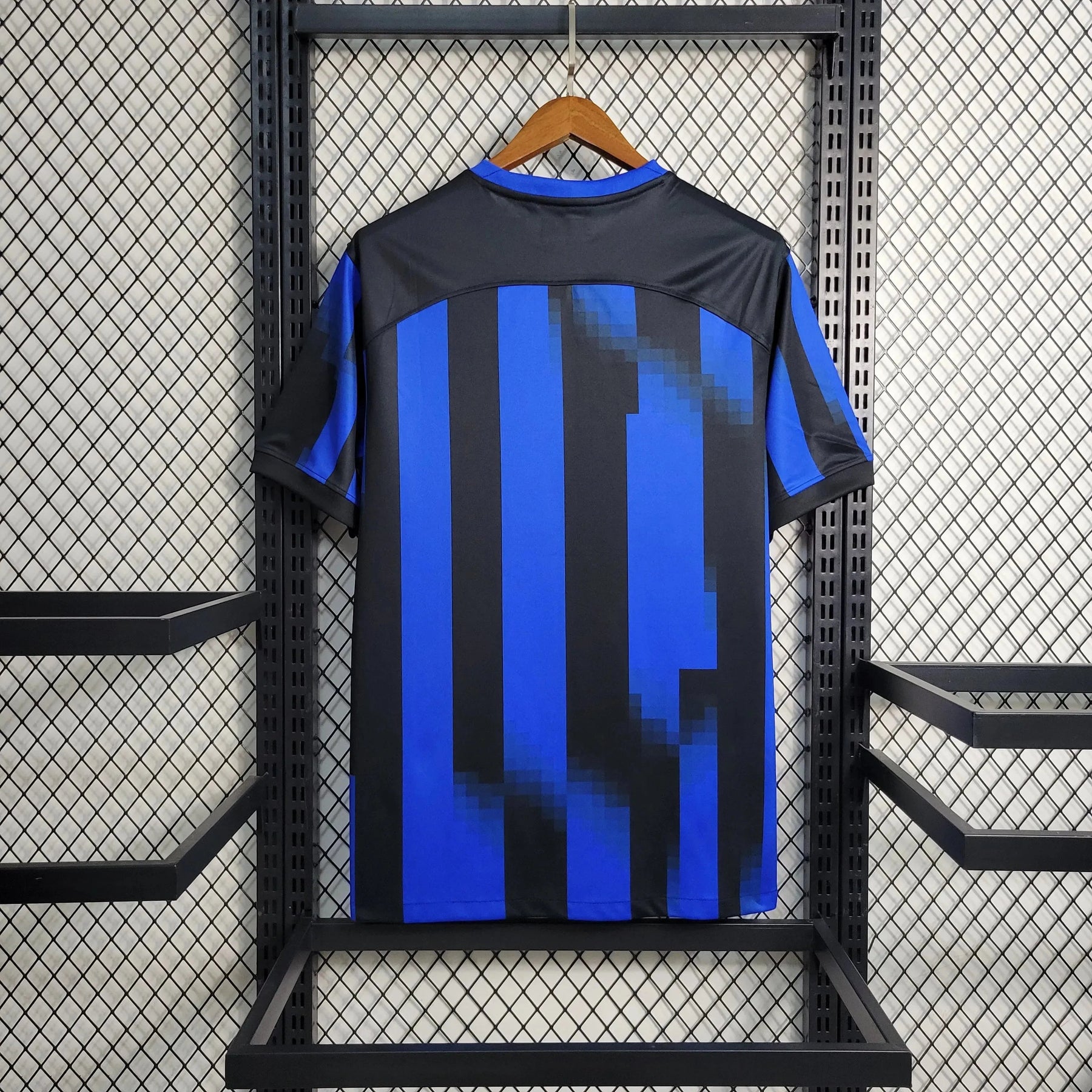 "Camisa Inter de Milão Home 23/24 - Torcedor Masculina Azul e Preta - Netmantos"