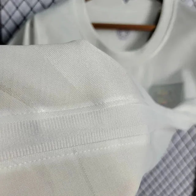 "Camisa Inglaterra Home 22/23 - Torcedor Feminina Branca Refletiva - Netmantos"
