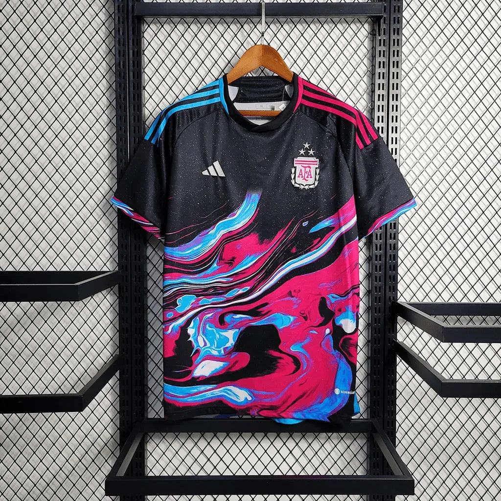 "Camisa Argentina Edição Comemorativa 23/24 - Torcedor Masculina Preta e Roxa - Netmantos"