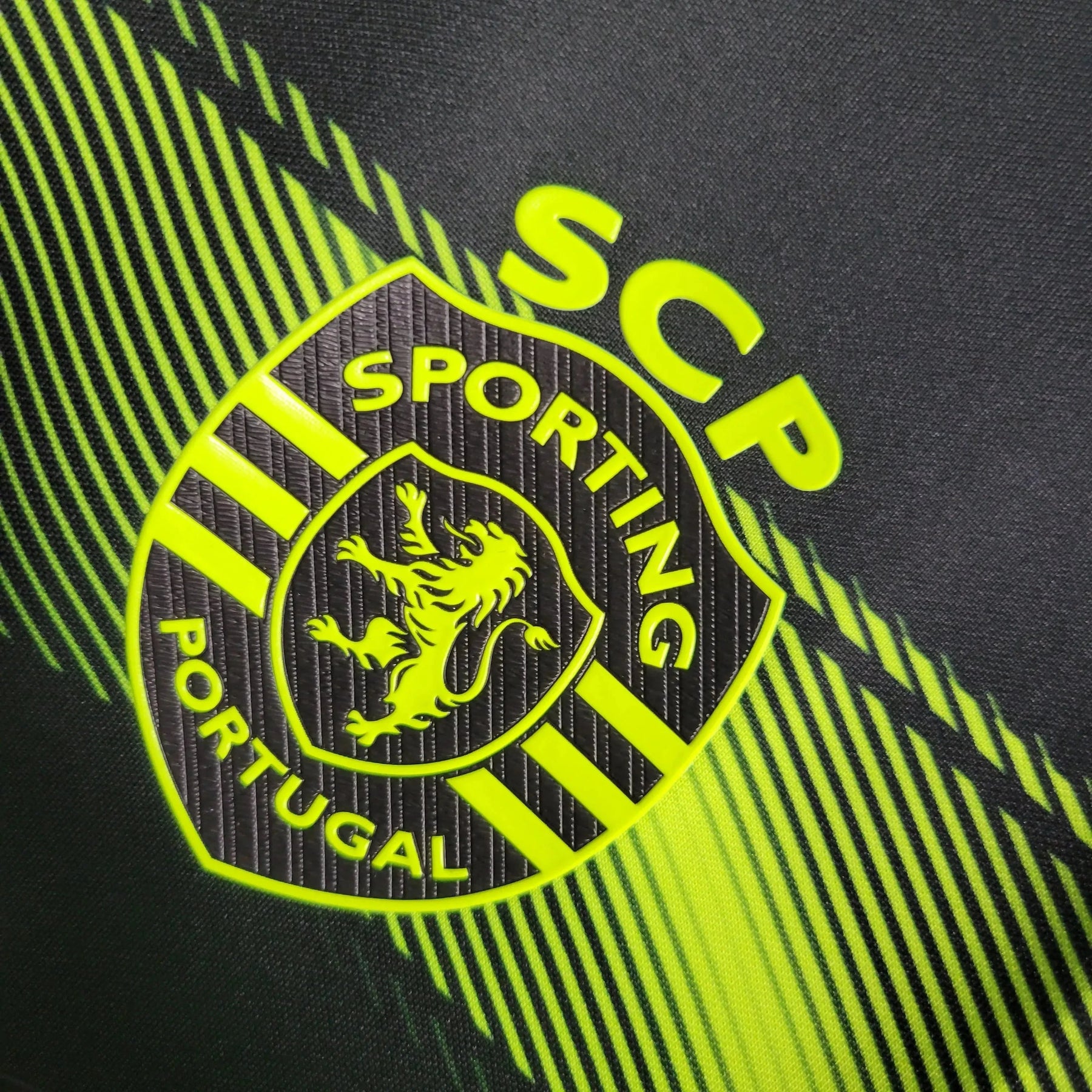 "Camisa Sporting Away 22/23 - Torcedor Masculina Preta e Verde - Netmantos"