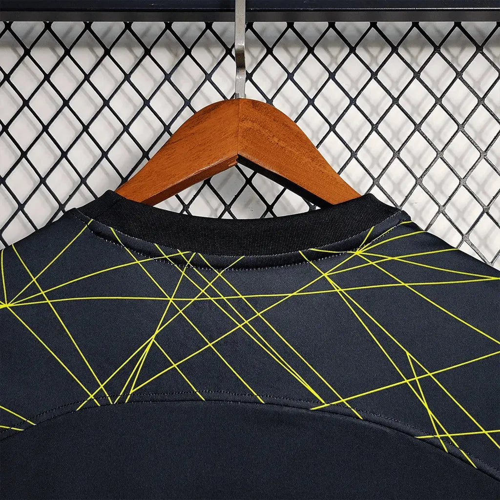 "Camisa PSG V Away 23/24 - Torcedor Masculina Preta e Amarela - Netmantos"