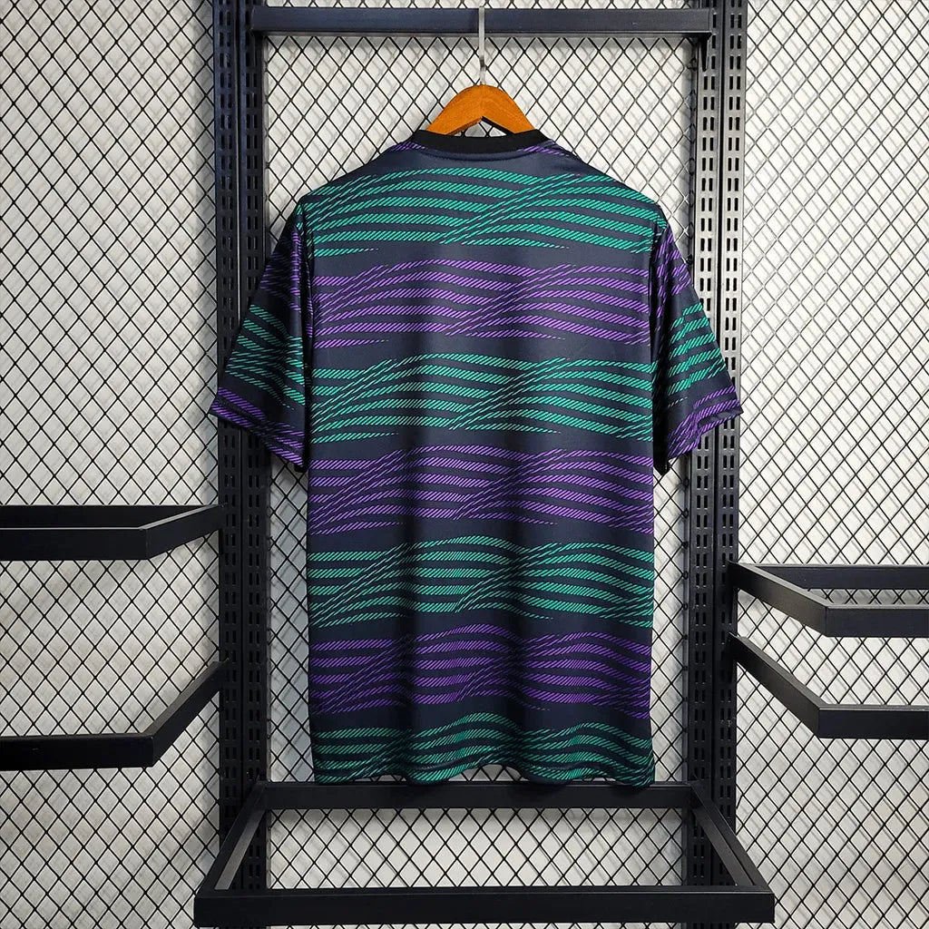 "Camisa Real Madrid Treino 23/24 - Torcedor Masculina Verde e Roxa - Netmantos"