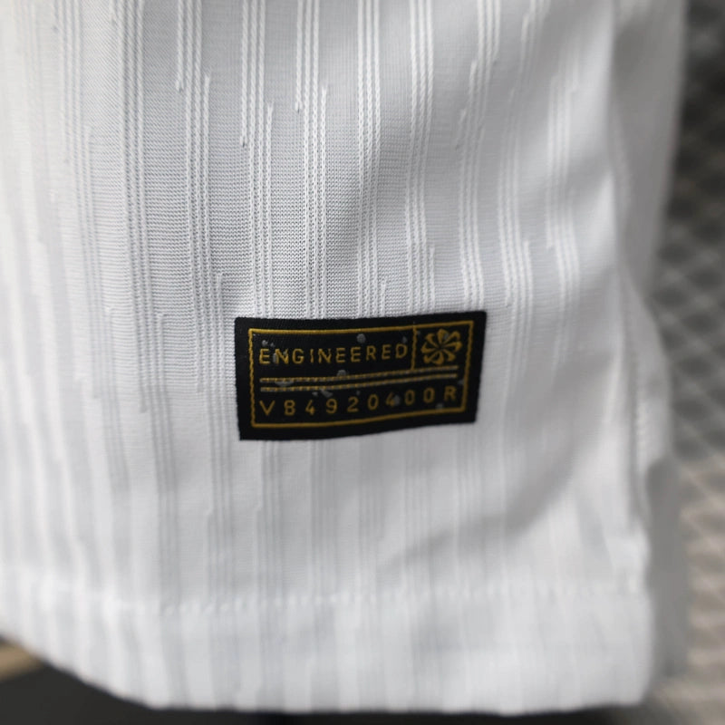 "Camisa Tottenham Cobra Dourada 25/26 - Jogador Masculina Branca - Netmantos"