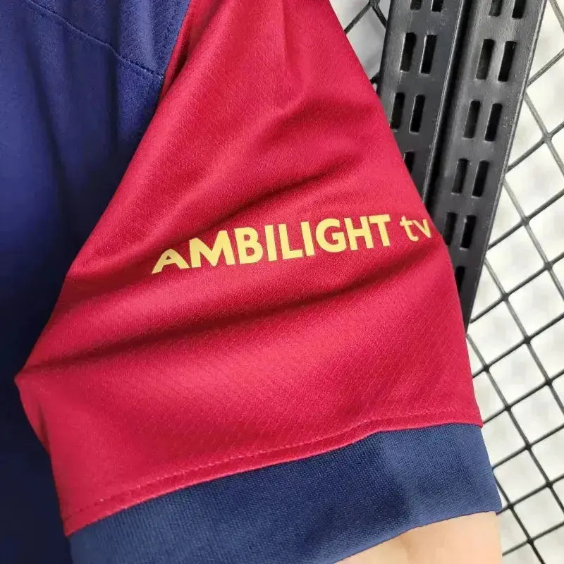 "Camisa Barcelona X Travis Scott 24/25 - Torcedor Masculina Azul e Vermelha - Netmantos"
