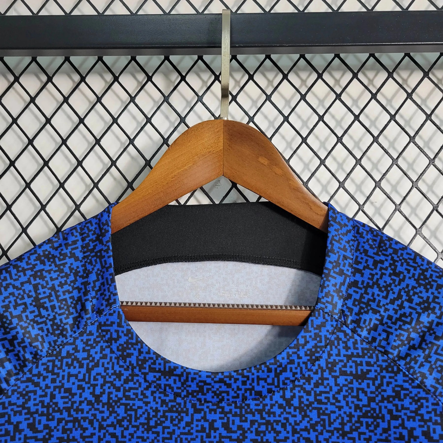 Camisa Inter de Milão Treino 23/24 - Torcedor Masculina Azul e Amarela - Netmantos