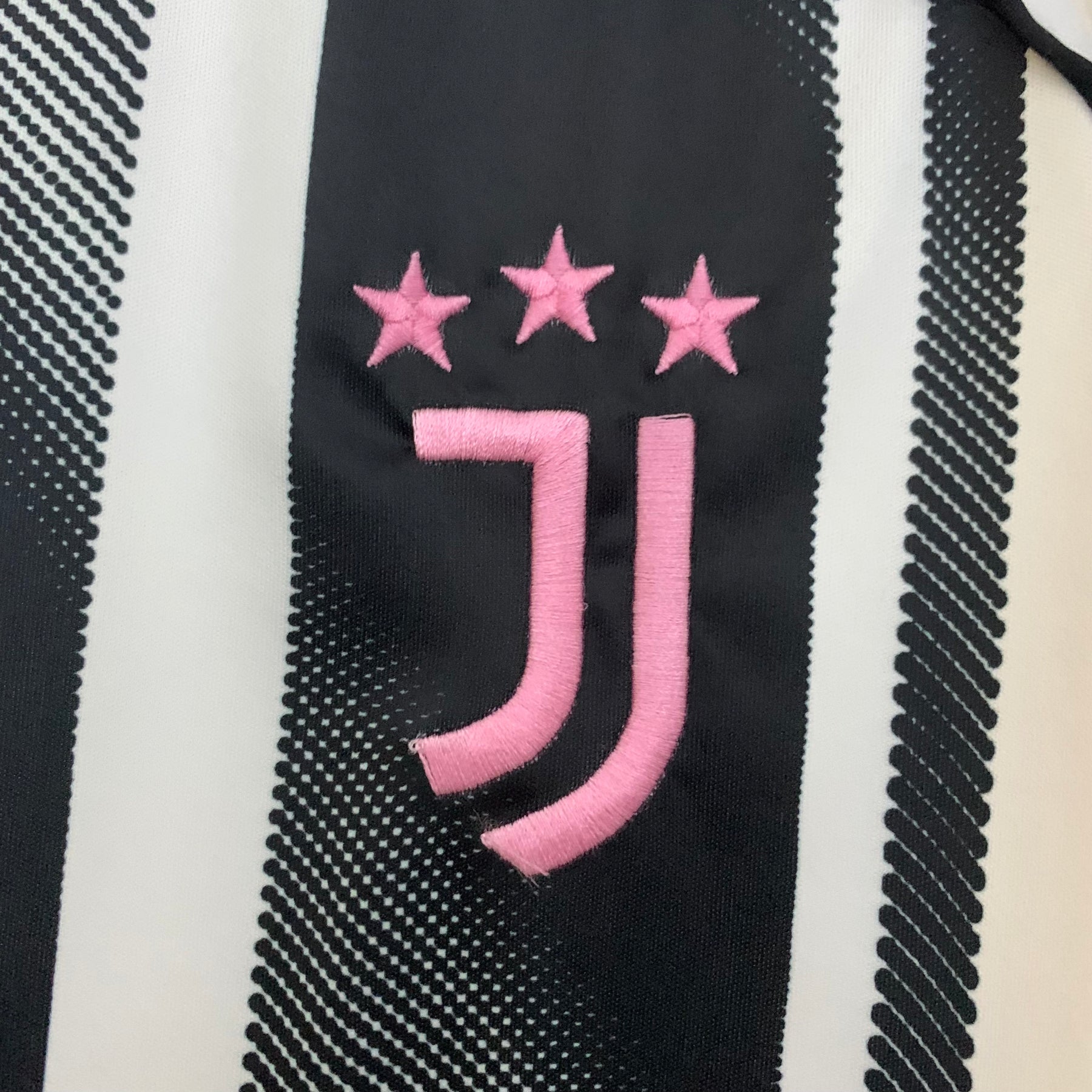 Juventus Home Shirt 25/26 - Men's Fan Shirt Black and White