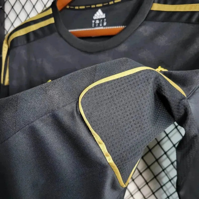 Camisa Real Madrid Away Retrô 2011/12 - Torcedor Masculina Preta Manga Longa - Netmantos