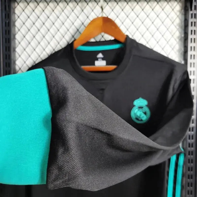 Camisa Real Madrid Away Retrô 2017/18 - Torcedor Masculina Preta e Azul Manga Longa - Netmantos