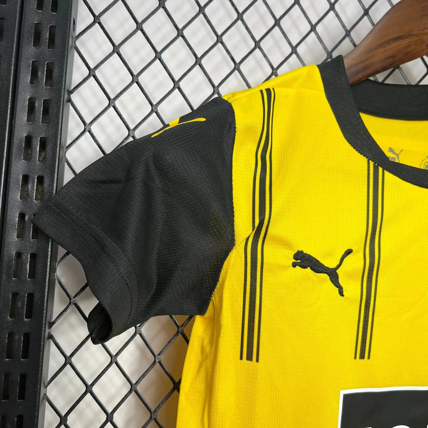 Camisa Borussia Dortmund Home 24/25- Torcedor Infantil Preta e Amarela - Netmantos