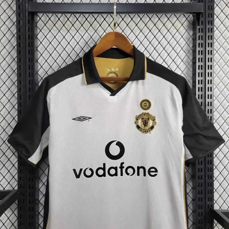 Camisa Manchester United Retrô Edição 100 Anos 01/02 - Torcedor Masculina Branco, Preto e Dourado - Dupla Face - Netmantos