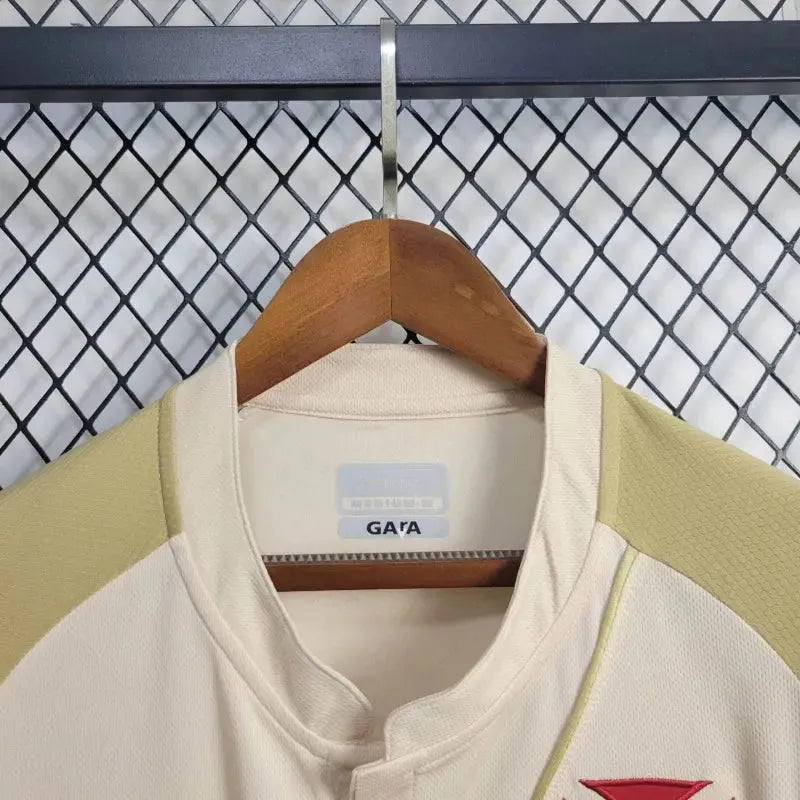 "Camisa Vasco Third Away 24/25 - Torcedor Masculina Branca e Dourada + Patrocínios - Netmantos"